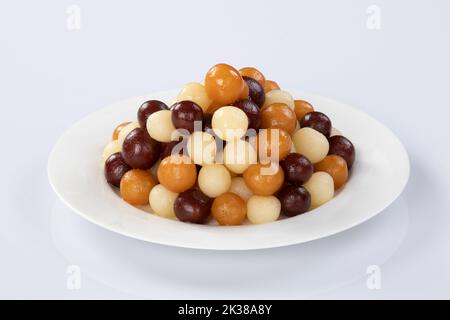 Bengali Mithai Kacha Gola Also Called Pranohora Sondesh Mishti Kaacha Golla Pranhara Sandesh Is Made Of Cottage Cheese Paneer. Stock Photo