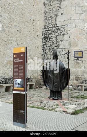 Commemorative statue of Pope John Paul ll in Cartagena erected after his 1986 visit Stock Photo