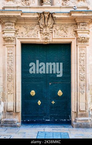 Co-Cathedral of San Nicolas de Bari, medieval church architecture in Alicante, Spain Stock Photo