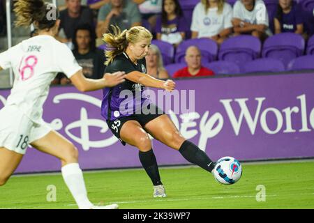 Orlando, Florida, USA, September 25, 2022, Orlando Pride forward Leah Pruitt #35 attempt to score in the first half at Exploria Stadium.  (Photo Credit:  Marty Jean-Louis) Credit: Marty Jean-Louis/Alamy Live News Stock Photo