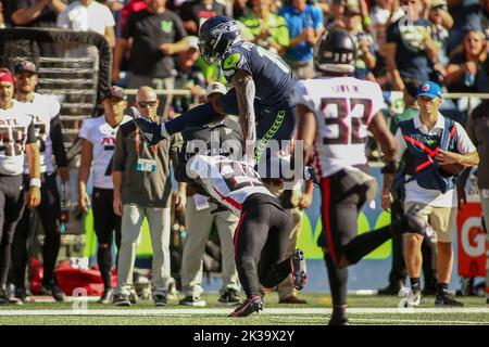 Atlanta Falcons cornerback Casey Hayward (29) on the sideline