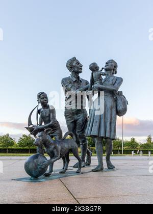 Powderhall Bronze sculpture entitled ‘Going to the Beach’ by Vincent Butler,  located at Saltire Square, Granton, Waterfront Avenue, Edinburgh. Stock Photo