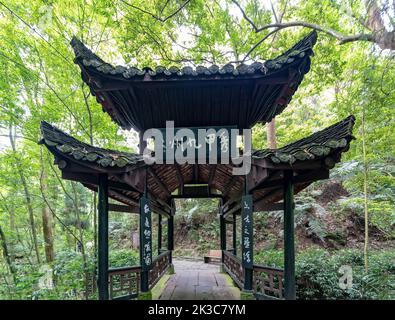 The architectural landscape of Fuhu Temple in Emei Mountain, China Stock Photo