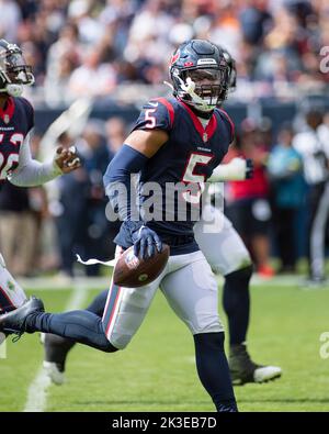 CHICAGO, IL - SEPTEMBER 25: Houston Texans safety Jalen Pitre (5) catches  an interception during a game between the Houston Texans and the Chicago  Bears on September 25, 2022 at Soldier Field