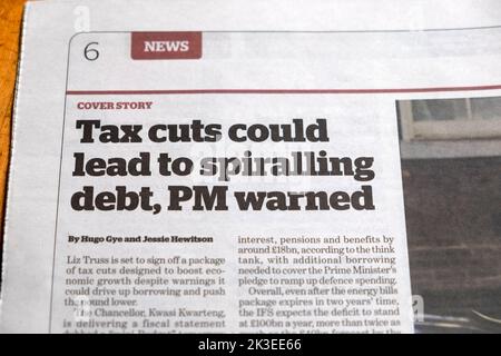 'Tax cuts could lead to spiralling debt, PM warned' i newspaper mini budget British economy clipping cutting article 22 September 2022 London UK Stock Photo