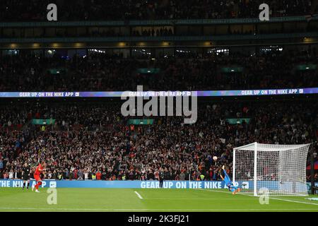 London, UK. 26th Sep, 2022. Harry Kane of England (l) scores his teams 3rd goal from the penalty spot. England v Germany, UEFA Nations league International group C match at Wembley Stadium in London on Monday 26th September 2022. Editorial use only. pic by Andrew Orchard/Andrew Orchard sports photography/Alamy Live News Credit: Andrew Orchard sports photography/Alamy Live News Stock Photo