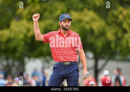 Charlotte, NC, USA. 25th Sep, 2022. Cameron Young reacts to a birdie during the Presidents Cup at Quail Hollow Club in Charlotte, NC. Brian Bishop/CSM/Alamy Live News Stock Photo