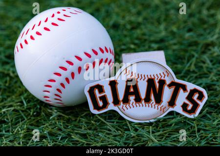 Giants baseball hi-res stock photography and images - Alamy