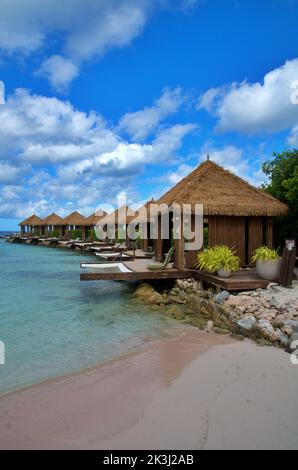 Aruba beach flamingo island august 2022 - beach huts - renaissance hotels  Aruba. beach sea and huts - Cabanas Stock Photo