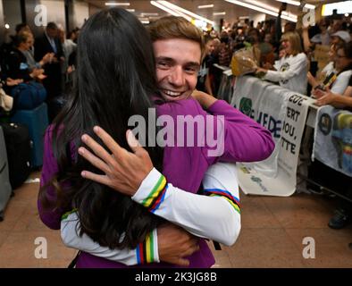 Belgian new world champion Remco Evenepoel and Remco's girlfriend Oumi Rayane pictured at the return of the Belgian delegation from the UCI Road World Championships Cycling 2022, in Wollongong, Australia, at Brussels Airport, in Zaventem, Tuesday 27 September 2022. Belgium returns with one golden, two silver and three bronze medals. BELGA PHOTO ERIC LALMAND Stock Photo