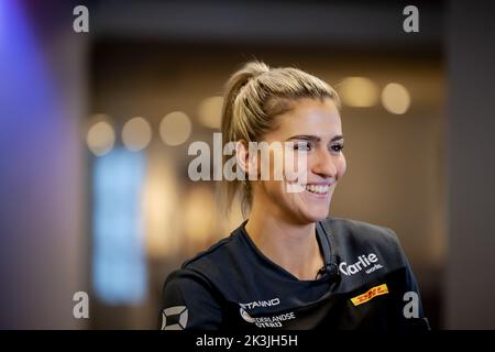 ARNHEM - Netherlands, 2022-09-27 14:10:27 ARNHEM - Handball player Estavana Polman during a press moment at Papendal. The Handball ladies of TeamNL are looking ahead to the first series of matches in the Golden League. ANP ROBIN VAN LONKHUIJSEN netherlands out - belgium out Stock Photo