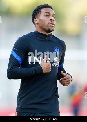 CLUC, ROMANIA - SEPTEMBER 27: Quinten Timber of Netherlands U21 prior to the International Friendly match between Romania U23 and Netherlands U23 at Cluj Arena on September 27, 2022 in Cluc, Romania (Photo by Nikola Krstic/BSR Agency) Stock Photo