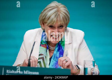 Heather Humphreys TD, Irish Minister for Social Protection and Minister for Rural & Community Development, announcing the Social Protection Budget at Government Buildings in Dublin. Picture date: Tuesday September 27, 2022. Stock Photo