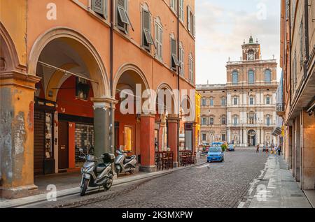 Via L.G.Farini in the old town of Modena, Emilia Romagna, Central Italy Stock Photo