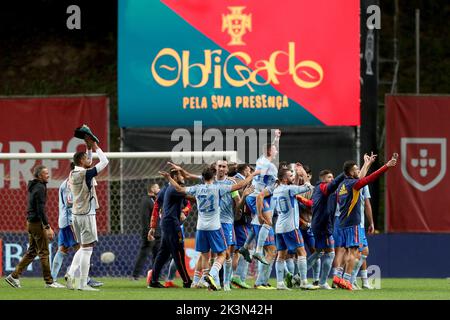Braga, Portugal. 27th Sep, 2022. Spain's team players celebrate at the end of the UEFA Nations League Group A2 football match between Portugal and Spain, at the Municipal Stadium in Braga, Portugal, on September 27, 2022. (Credit Image: © Pedro Fiuza/ZUMA Press Wire) Stock Photo