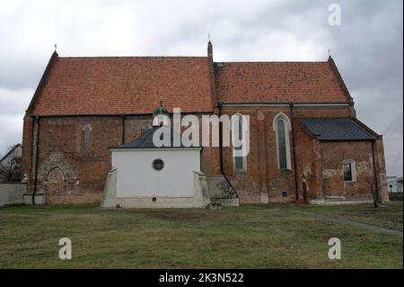 Zawichost, Małopolska, Lesser Poland, Polen, Polska; church of st. John the Baptist; kirche st. Johannes der Täufer; kościół św. Jana Chrzciciela Stock Photo