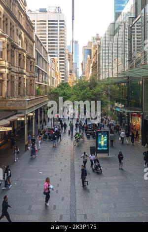 6th January 2019, Sydney NSW Australia : Streetview of Pitt pedestrian  street full of people in Sydney Australia Stock Photo - Alamy