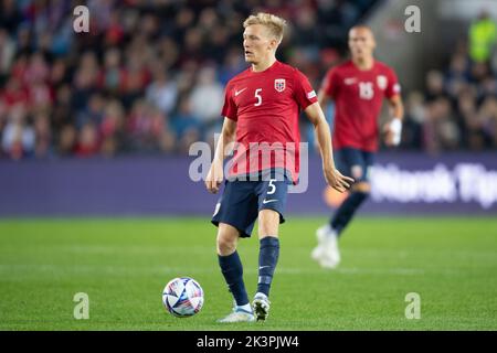 Oslo, Norway. 27th Sep, 2022. Birger Meling (5) of Norway seen during the UEFA Nations League match between Norway and Serbia at Ullevaal Stadion in Oslo. (Photo Credit: Gonzales Photo/Alamy Live News Stock Photo