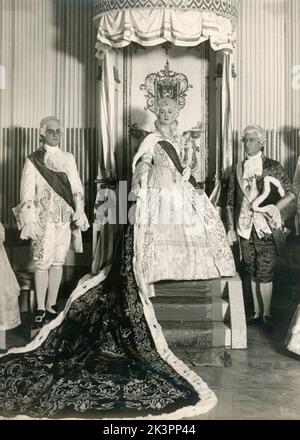 Theatre in the 1930s. Naima Wifstrand, 1890-1968 as the empress Maria Theresa, ruler of the Habsburg dominions in a play on Vasateatern in Stockholm 1930. Stock Photo