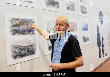 KYIV, UKRAINE - SEPTEMBER 27, 2022 - Photographer Yevhen Sosnovskyi attends the WHERE ARE YOU? charity auction at the Ukrainian House held in celebrat Stock Photo