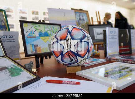 KYIV, UKRAINE - SEPTEMBER 27, 2022 - Lots are pictured during the WHERE ARE YOU? charity auction at the Ukrainian House held in celebration of Mariupo Stock Photo