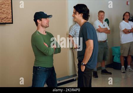 Tom Cruise & Orlando Bloom Film: Elizabethtown (USA 2005)   Director: Cameron Crowe 04 September 2005   **WARNING** This Photograph is for editorial use only and is the copyright of PARAMOUNT and/or the Photographer assigned by the Film or Production Company and can only be reproduced by publications in conjunction with the promotion of the above Film. A Mandatory Credit To PARAMOUNT is required. The Photographer should also be credited when known. No commercial use can be granted without written authority from the Film Company. Stock Photo