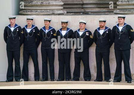 LONDON - SEPTEMBER 19: Sailors from the Royal Navy on parade at the State Funeral of Queen Elizabeth II on September 19, 2022. The Royal Navy (RN) is the United Kingdom's naval warfare force. Photo: David Levenson/Alamy Stock Photo