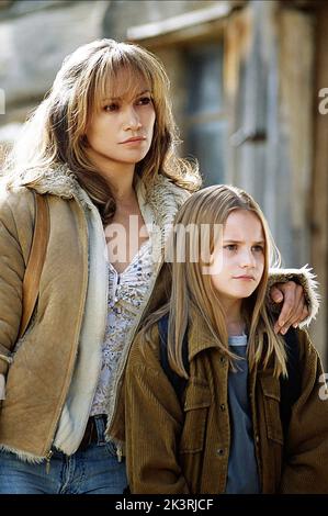 Jennifer Lopez & Becca Gardner Film: An Unfinished Life (USA/DE 2005 ...