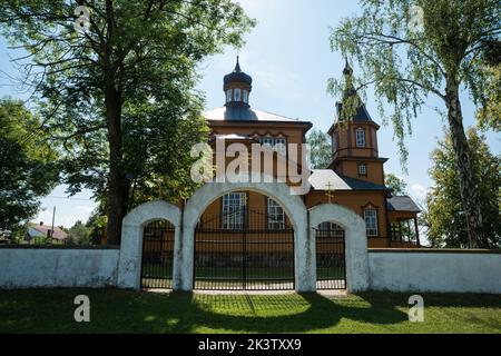 Orthodox Church of the Nativity of the Blessed Virgin Mary in Juszkowy Gród, Gmina Michałowo, Białystok County, Podlaskie Voivodeship, Poland Stock Photo