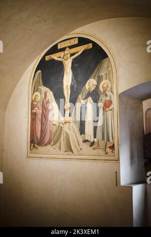 Crucifixion with the Virgin, Mary Magdalene and St Dominic fresco by Fra Angelico in Cell 25 in the Museum of San Marco in Florence Italy Stock Photo