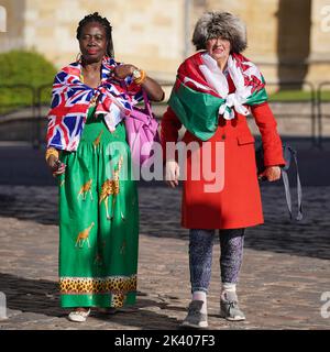 Grace Gotharg and Anne Daley leaving after visiting Windsor Castle and St George's Chapel as it reopens to the public for first time since Queen Elizabeth II's death. The first members of the public will be able to visit the Queen's final resting place and view the ledger stone in the George VI Memorial Chapel which is inscribed with her name. Picture date: Thursday September 29, 2022. Stock Photo