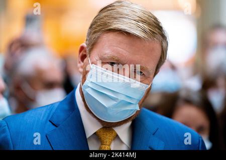 Nijmegen, Netherlands. 29th Sep, 2022. NIJMEGEN, NETHERLANDS - SEPTEMBER 29: Dutch King Willem-Alexander opens and visits the new main building of the Radboud University Hospital on September 29, 2022 in Nijmegen, Netherlands (Photo by John Beckmann/Orange Pictures) Credit: Orange Pics BV/Alamy Live News Stock Photo