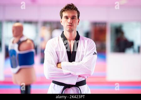 Stuttgart, Germany. 29th Sep, 2022. Taekwondo world champion Alexander Bachmann stands in a training hall. Credit: Tom Weller/dpa/Alamy Live News Stock Photo