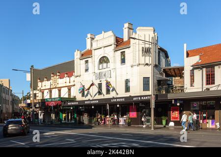 The Bank Hotel along North King Street in Newtown, Sydney Stock Photo