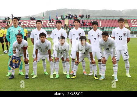 Japan U21 team group line-up before the U-21 International Friendly match between Italy U21 1-1 Japan U21 at Stadio Teofilo Patini on September 26, 2022 in Castel di Sangro, Italy. Credit: AFLO/Alamy Live News Stock Photo