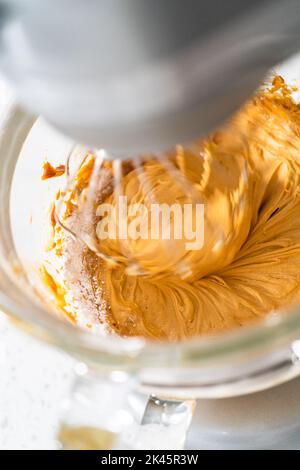 Dulce de leche buttercream frosting Stock Photo