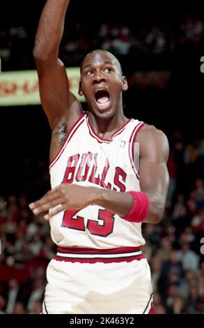 nba-superstar-michael-jordan-