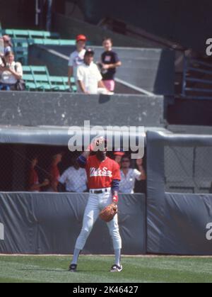 Michael Jordan of the Chicago Bulls fields fly balls during practice as a Chicago White Sox baseball player during stint away from basketball in 1994. Stock Photo