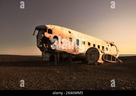 Crashed Plane US Navy Douglas C-117D located in Sólheimasandur DC-3 plane crash Iceland Stock Photo