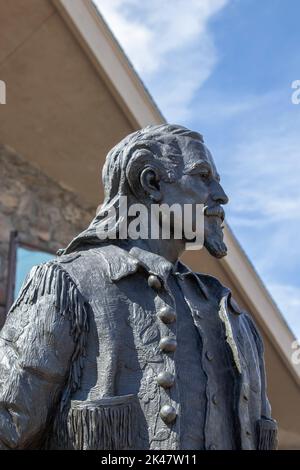 CODY, WYOMING - September 19, 2022:  Statue of Buffalo Bill at The Buffalo Bill Center of the West Museum in Cody, Wyoming Stock Photo