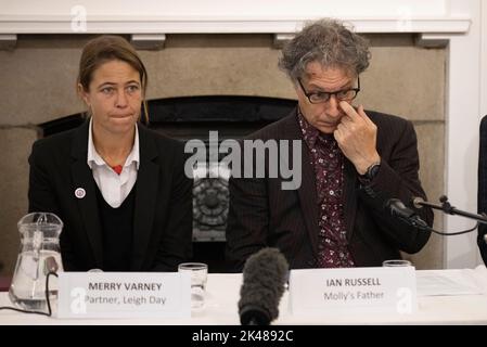 London, UK. 30th Sep, 2022. Ian Russell (Molly's father), speaking at a press conference on the final day of the Molly Russell inquest at North London CoronoerÕs Court. Credit: Jeff Gilbert/Alamy Live News Stock Photo