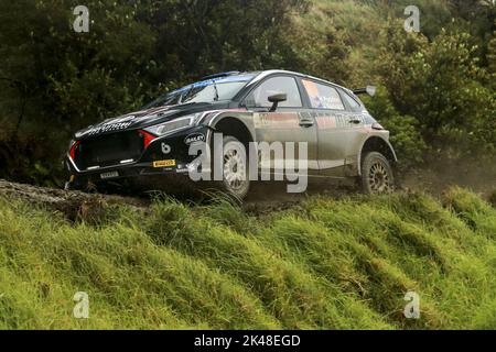 Auckland, New Zealand. 01st Oct, 2022. 20 PADDON Hayded (nzl), KENNARD John (nzl), Hyundai i20N, action during the Rally New Zealand 2022, 11th round of the 2022 WRC World Rally Car Championship, from September 29 to October 2, 2022 at Auckland, New Zealand - Photo: Nikos Katikis/DPPI/LiveMedia Credit: Independent Photo Agency/Alamy Live News Stock Photo