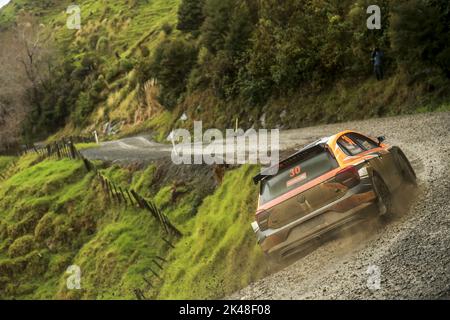 Auckland, New Zealand. 01st Oct, 2022. 30 MARTIN Andy (nzl), HAYWARD Matt (nzl), Volkswagen Polo GTI, action during the Rally New Zealand 2022, 11th round of the 2022 WRC World Rally Car Championship, from September 29 to October 2, 2022 at Auckland, New Zealand - Photo: Nikos Katikis/DPPI/LiveMedia Credit: Independent Photo Agency/Alamy Live News Stock Photo