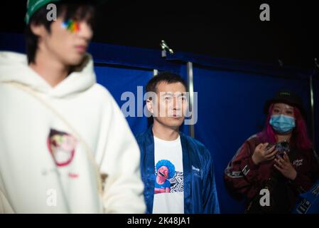 SHANGHAI, CHINA - SEPTEMBER 29, 2022 - Commentator Huang Jianxiang attends the SS 2023 Shanghai Fashion Week in Shanghai, China, Sept 29, 2022. Stock Photo