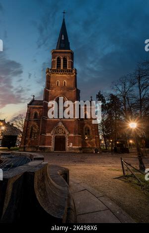 Laeken, Brussels Capital Region, Belgium - 12 20 2020 - Eglise Saint Lambert and fountain at dusk Stock Photo