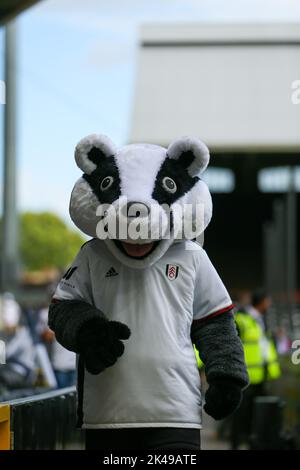 Craven Cottage, Fulham, London, UK. 1st Oct, 2022. Premier League football, Fulham versus Newcastle United; Fulham mascot Billy the Badger Credit: Action Plus Sports/Alamy Live News Stock Photo