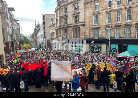 People take part during a Enough is Enough rally in Glasgow to protest against rising energy bills and the cost of living crisis. Picture date: Saturday October 1, 2022. Stock Photo