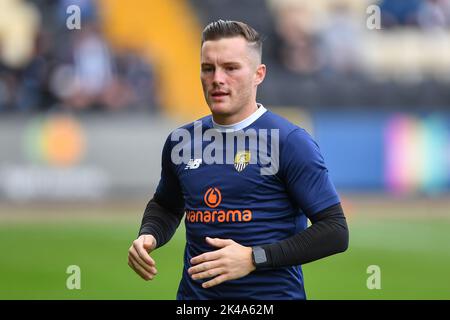 Nottingham, UK. 1st October 2022Macaulay Langstaff of Notts County warms up ahead of kick-off during the Vanarama National League match between Notts County and Altrincham at Meadow Lane, Nottingham on Saturday 1st October 2022. (Credit: Jon Hobley | MI News) Credit: MI News & Sport /Alamy Live News