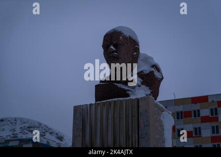 Bust of Lenin in Barentsburg on a cold, gloomy Winter day, Svalbard Stock Photo