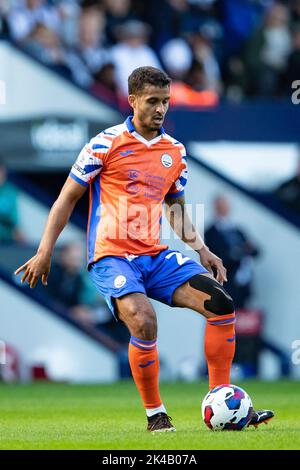 West Bromwich, UK. 1st October 2022. Kyle Naughton of Swansea during the Sky Bet Championship match between West Bromwich Albion and Swansea City at The Hawthorns, West Bromwich on Saturday 1st October 2022. (Credit: Gustavo Pantano | MI News) Credit: MI News & Sport /Alamy Live News